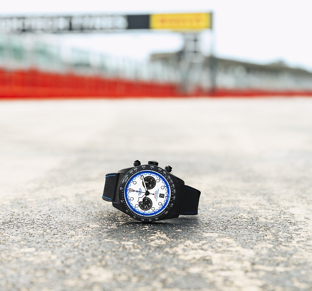 Black Bay Chrono