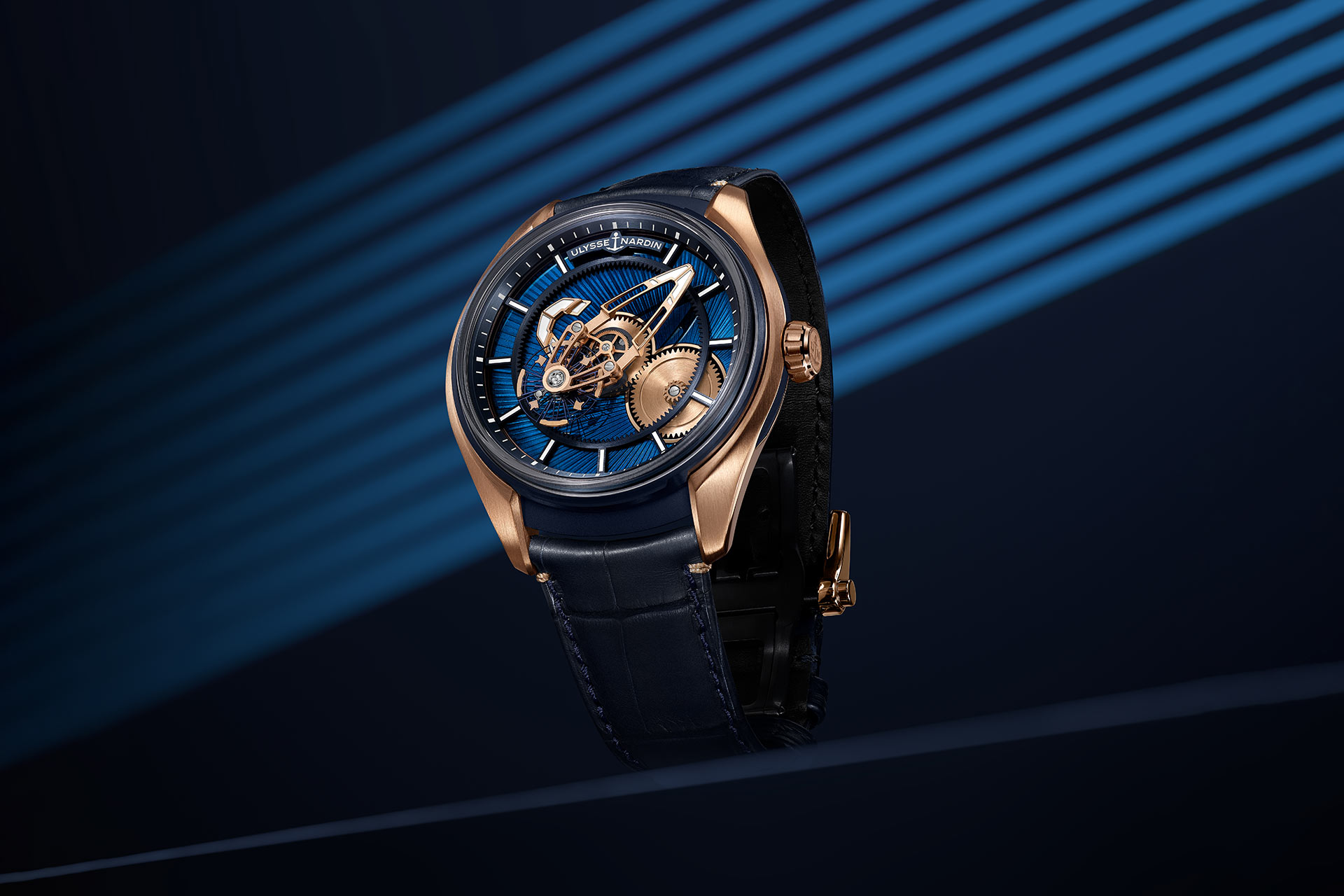 gu eîi{GULYSSE NARDIN Freak X Gold Enamel