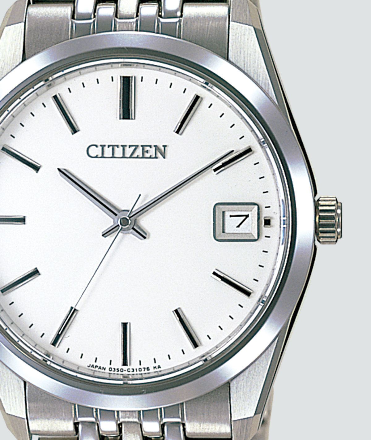 1998¦~±À¥X²Ä¤G¥NThe CITIZEN¡A´£¤É©Ê¯à¡B©Ê¯à»P¨ØÀ¹ÅéÅçµ¥¦U¤è±ªºªí²{¡C