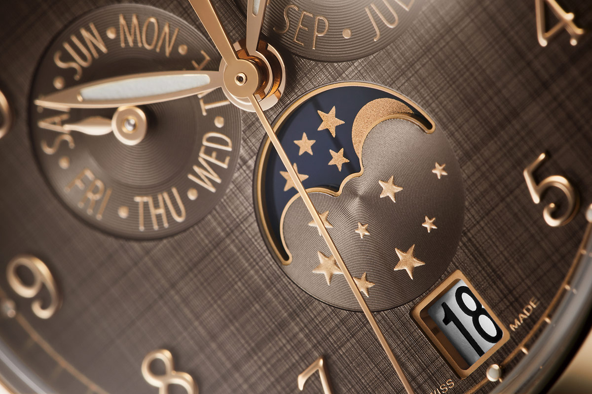 4946R-001®ß°Ø¦â±½L¸g««ª½»P¾î¦V¿i«ø¥[¤u¡A§e²{¤sªFµ·º÷¹Ï®×®ÄªG¡A»P·Å·xªºª´ºÀª÷¿ö´ß¬ÛŨ¡A§óÅãÀu¶®§O½o¡C