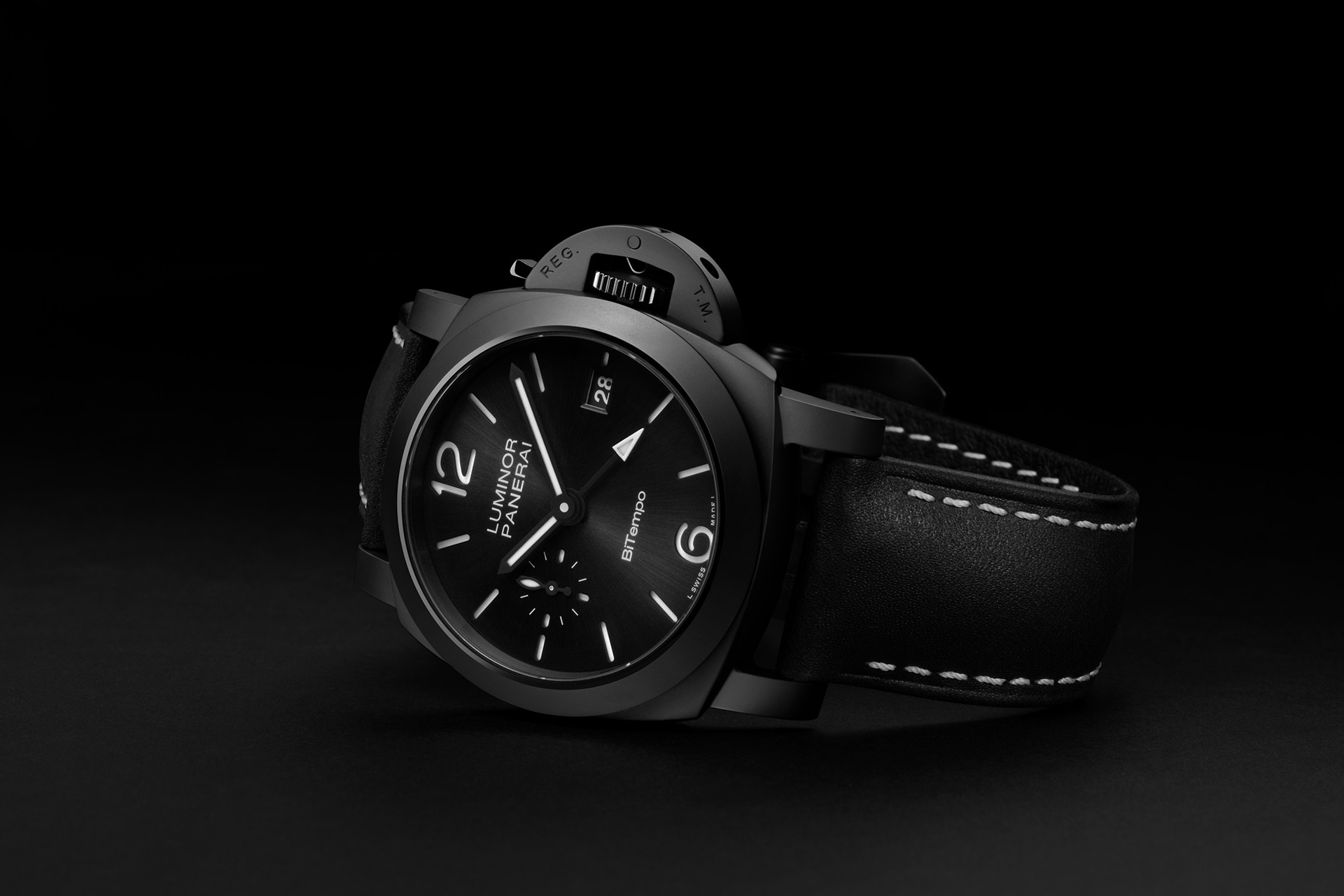 勇於探索創新:沛納海Luminor 40毫米兩地時間陶瓷腕錶